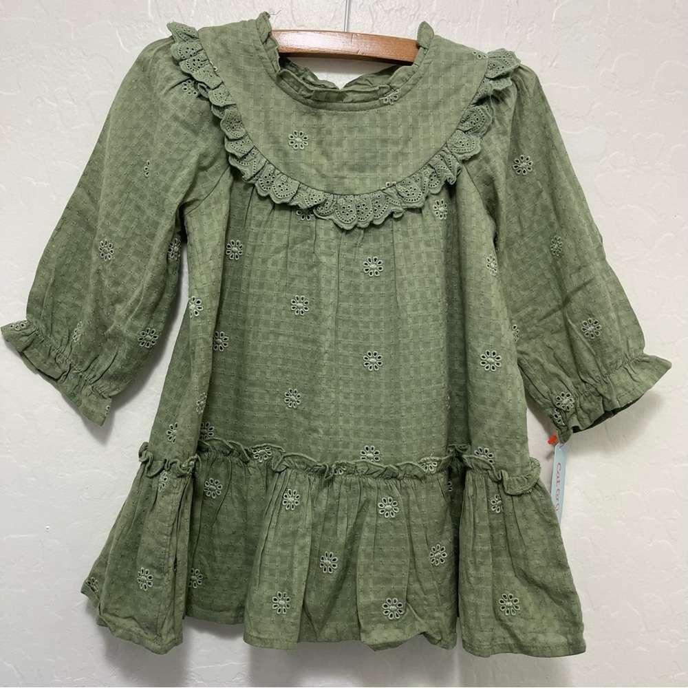 Cat & Jack 2T Dress